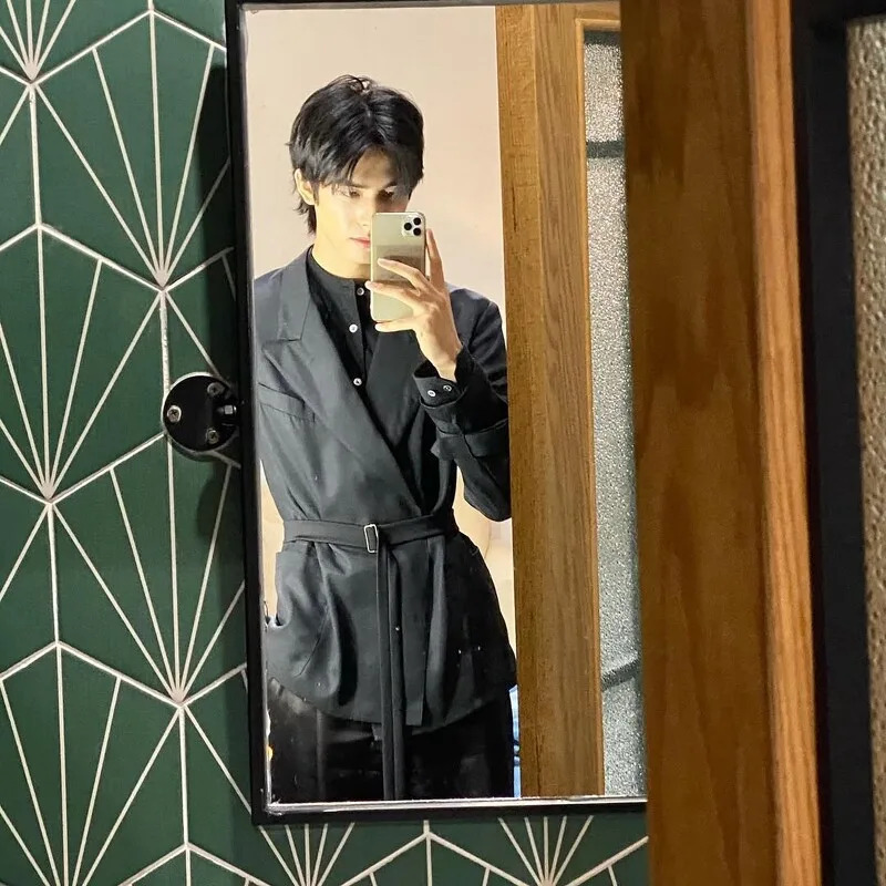 宋威龙日系穿搭