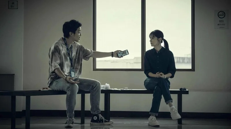 死了一个娱乐女记者剧照