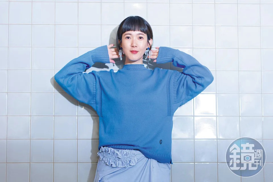 孙可芳在剧中饰演克拉拉，展现了活在当下的生活态度。