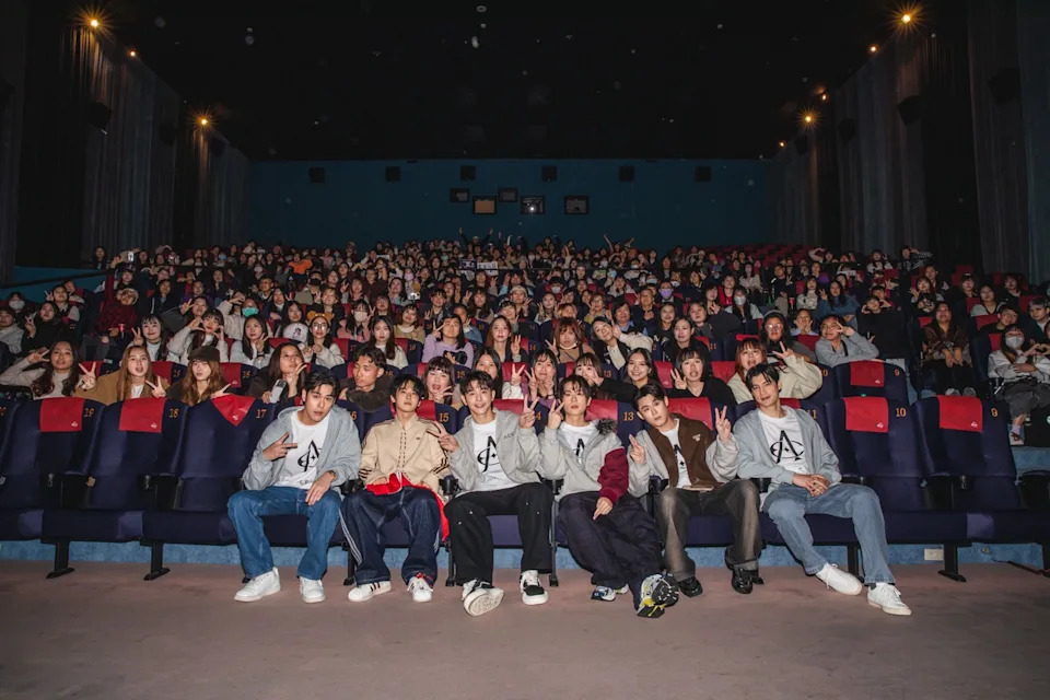 粉丝见面会现场