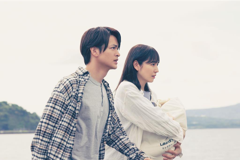 濑户康史深夜抱鬼娃勇闯废弃殡仪馆！灵媒惊呼：人偶灵体已觉醒