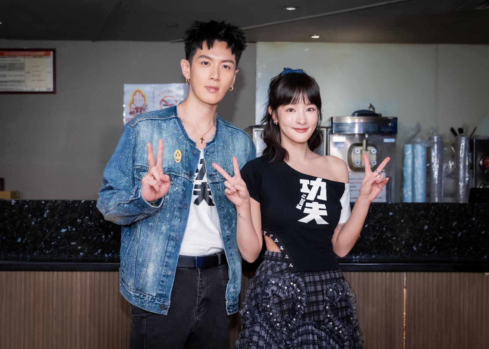 《功夫》柯震东王净情人节现身影城担任一日店长传授电影院告白大法