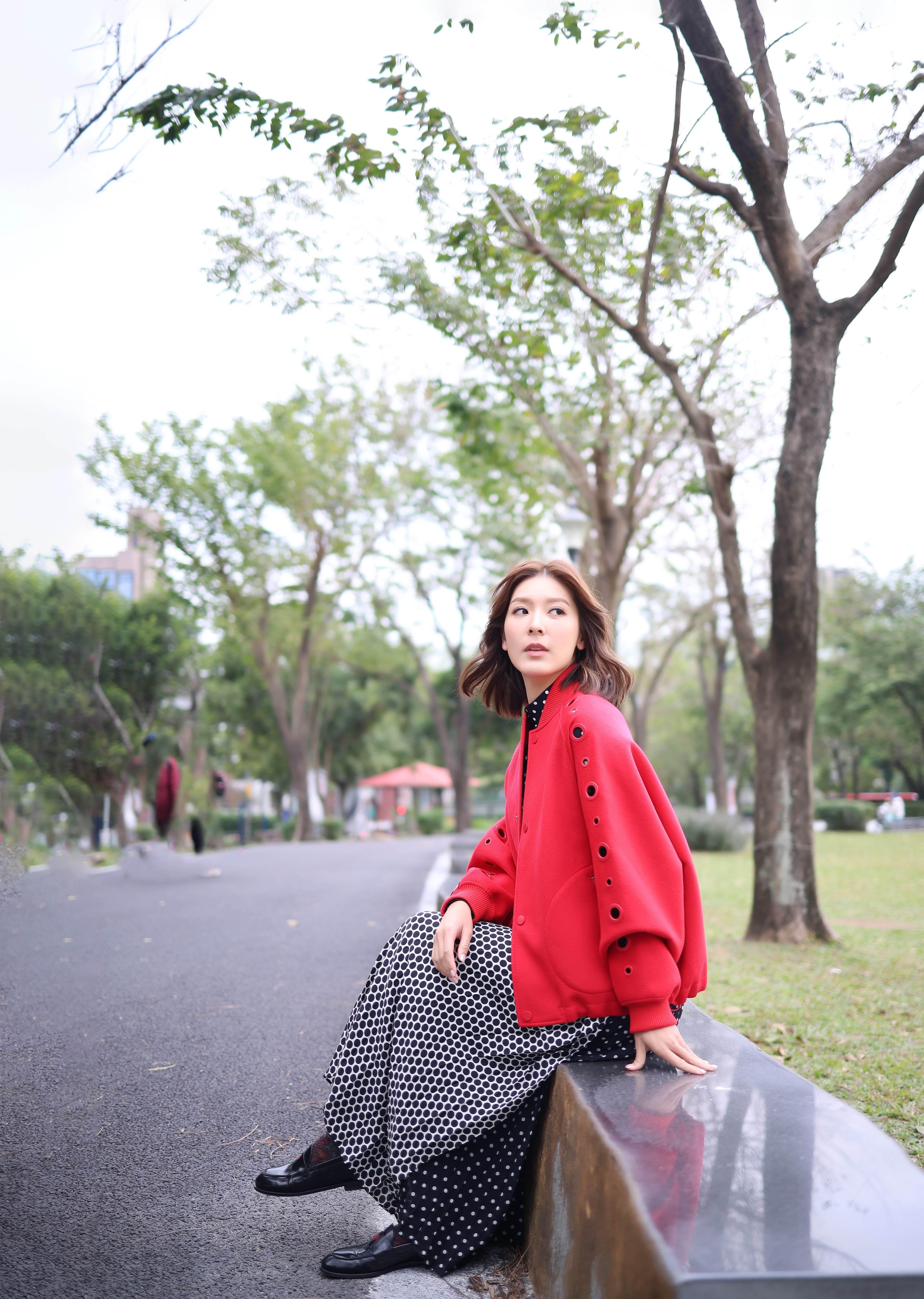 经历父母离异，余香凝更珍惜自己的婚姻。