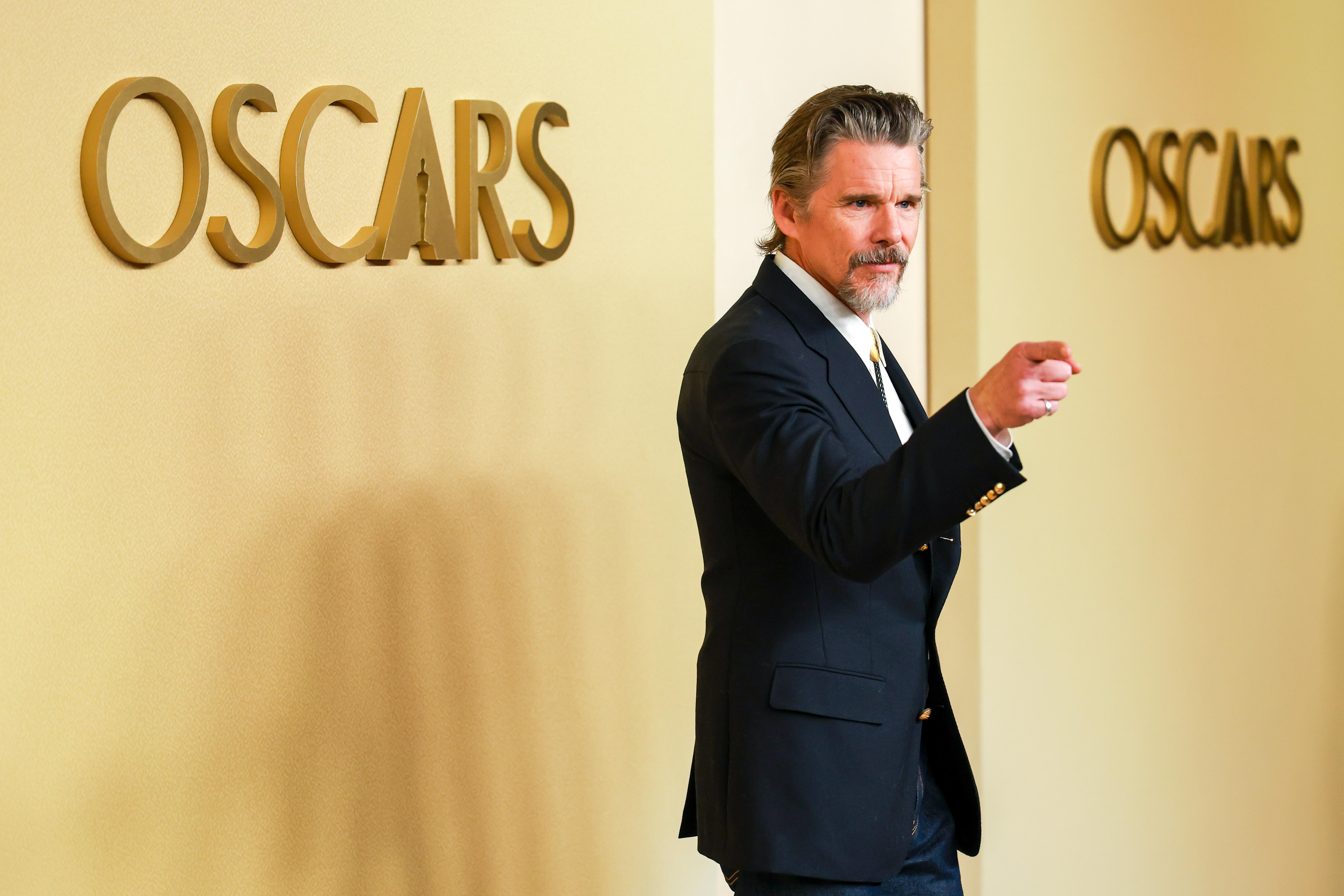 伊森霍克谈好莱坞特技：汤姆克鲁斯挑战极限让演员压力倍增