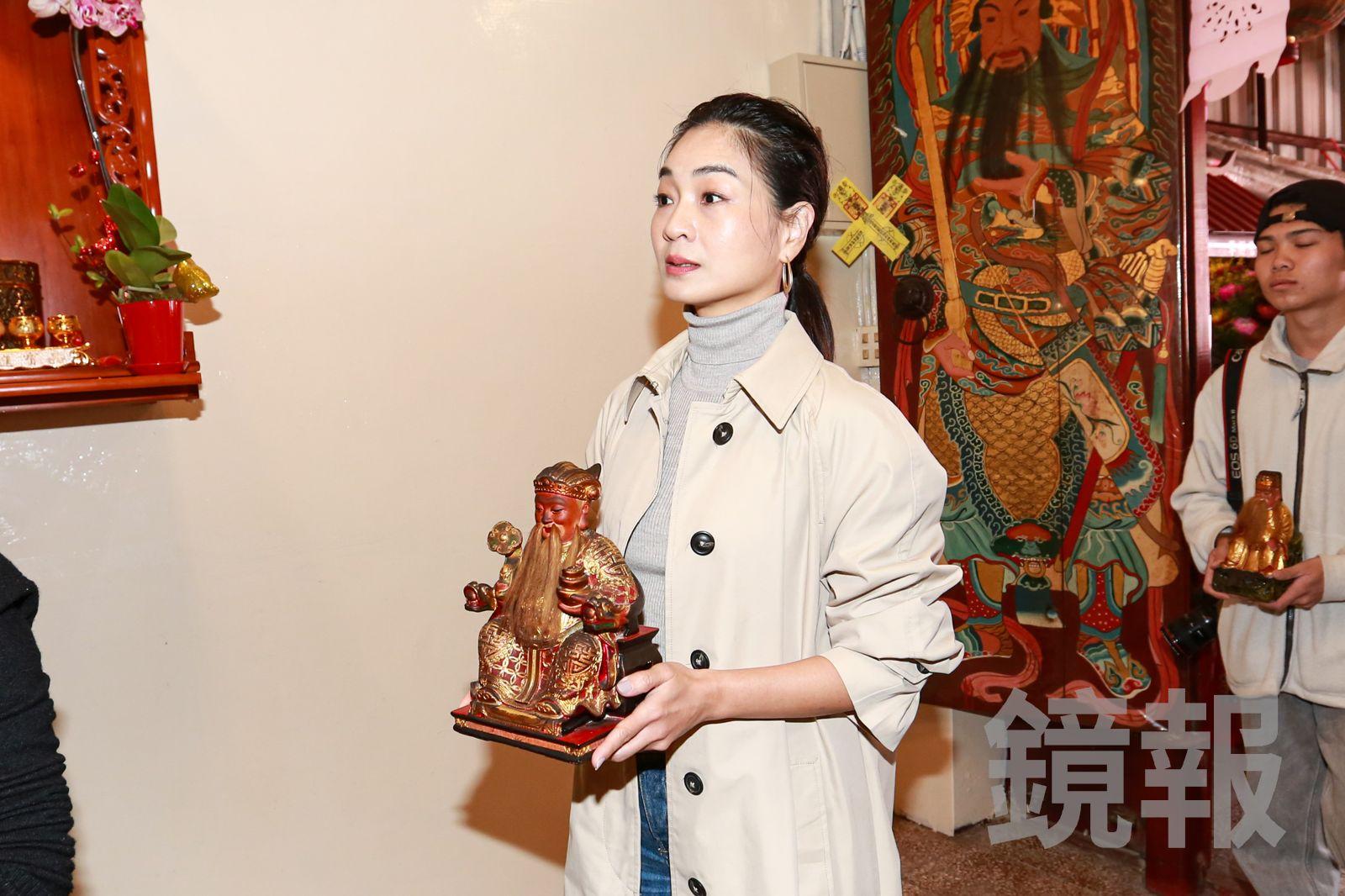 粽邪鬼后陈雪甄从大麻瓜变灵异体质：妈祖点化与钟馗护体夺下金马奖