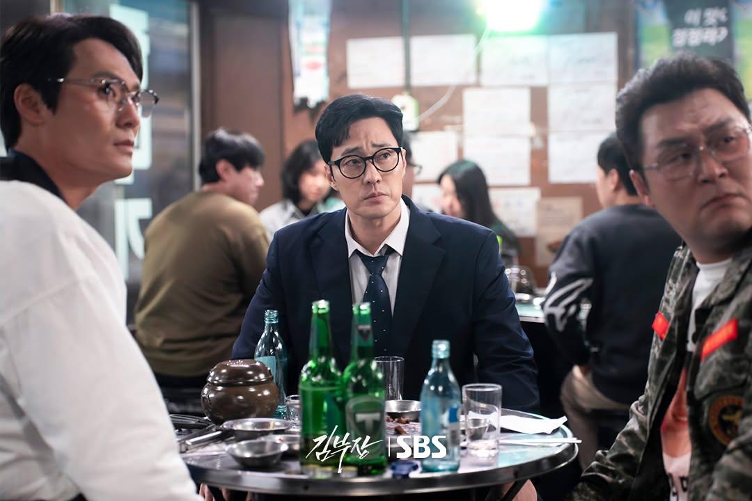 《金部長》蘇志燮、崔代勳、尹敬浩劇照