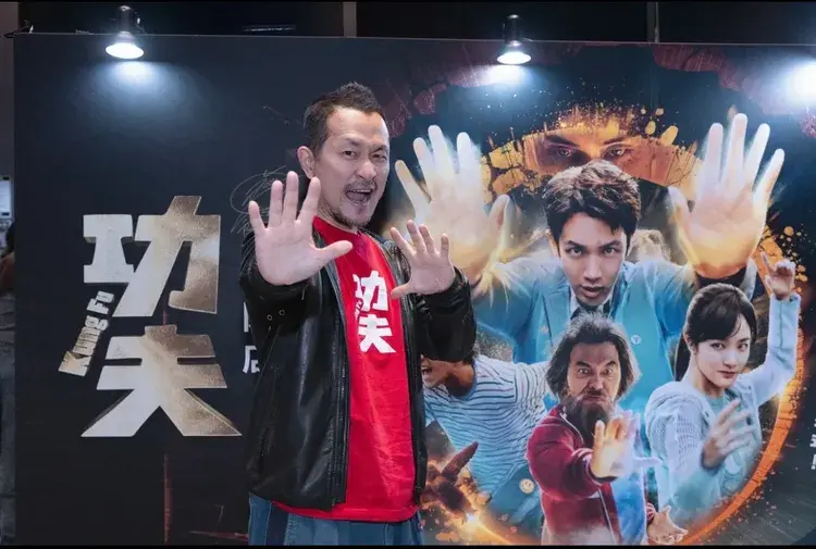 九把刀为新作《功夫》勤跑宣传。